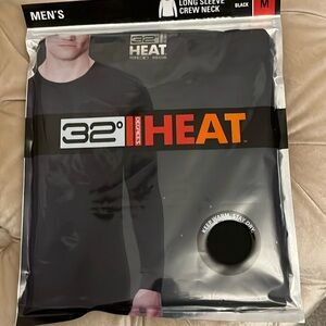 NIB 32 Degrees Heat Long Sleeve Crew Neck